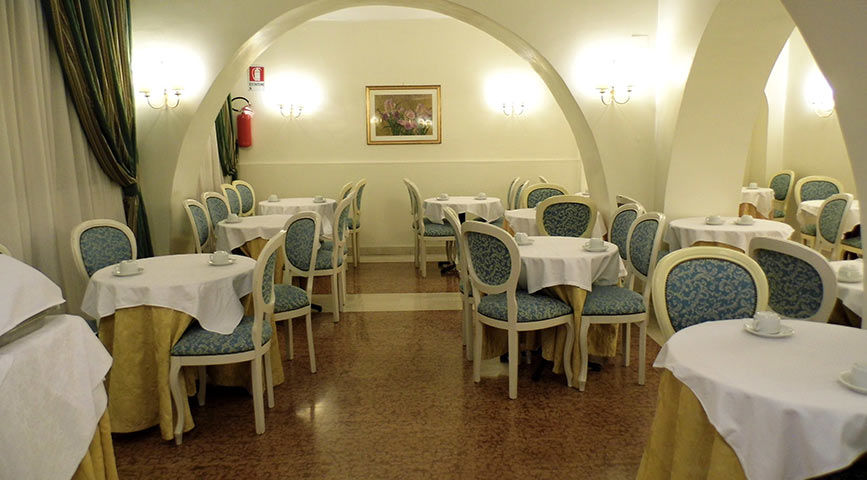 Hotel Raeli Floridia Rom