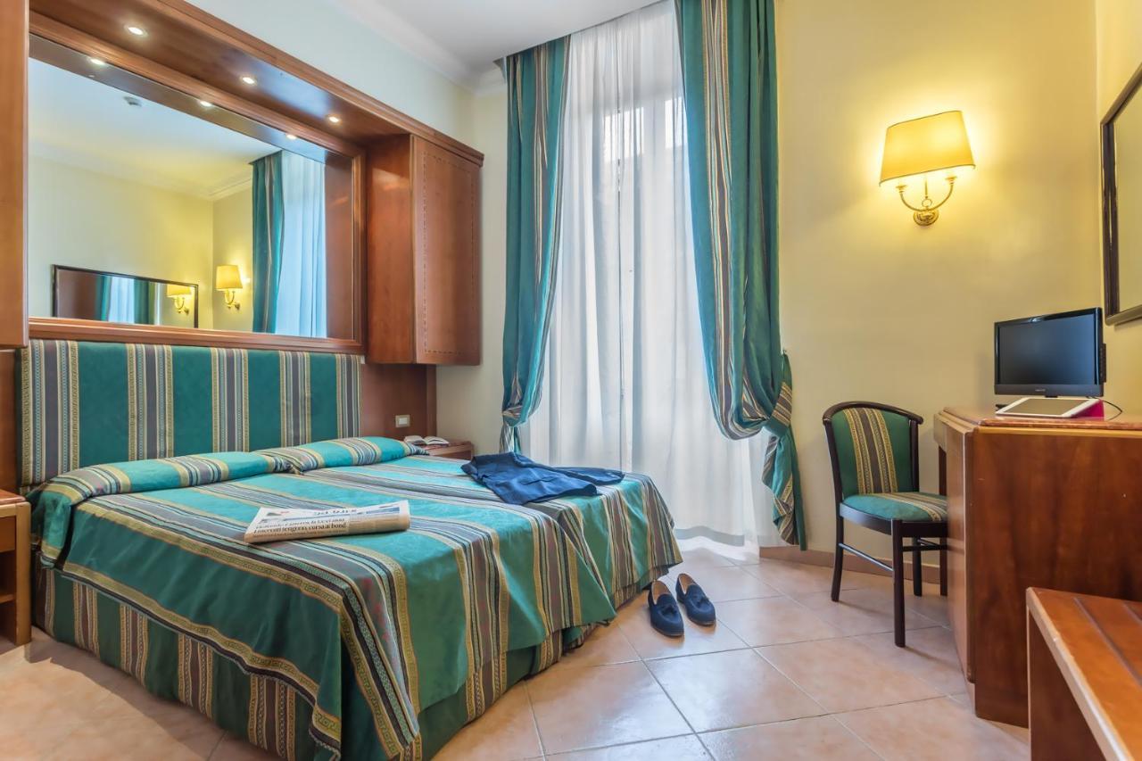 Hotel Raeli Floridia Rom